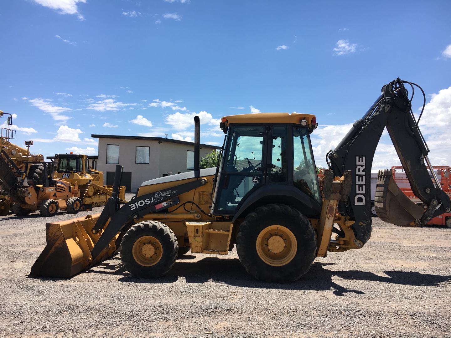 ./imagenes/INVOICE/2019/16852/RETROEXCAVADORA JOHN DEERE 310SJ (88).JPG